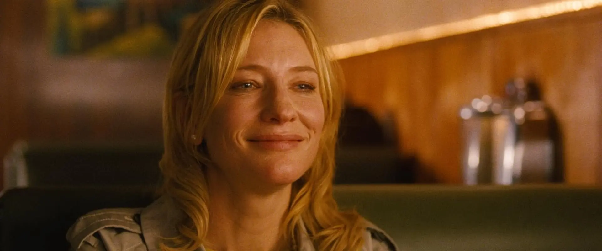 Cate Blanchett plays a wealthy woman, suddenly thrown into poverty..