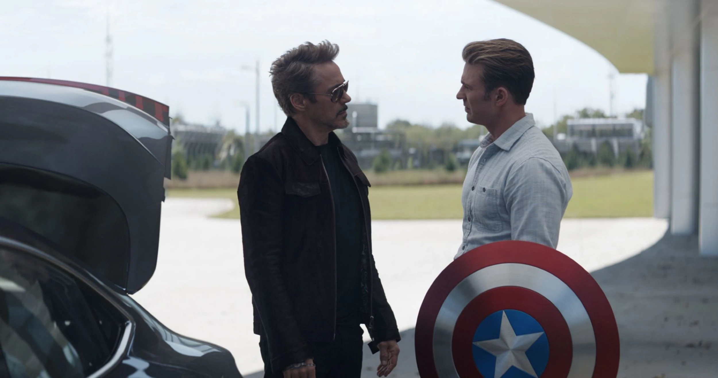 Captain America and Iron Man make amends.